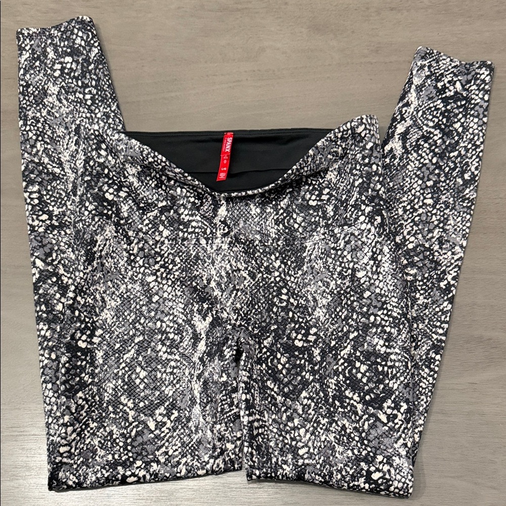 Snakeskin Print Leggings